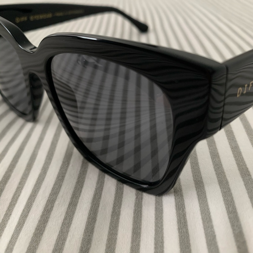 DIFF Bella II / Bella 2 • Gloss Black Sunglasses